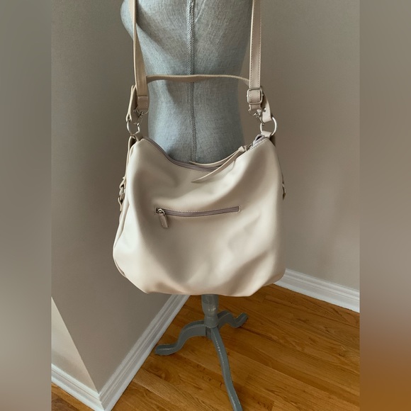 David Jones Purse - Picture 3 of 9